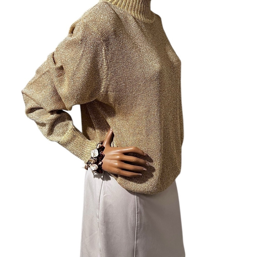 Gold Turtleneck Sweater Westbound style Chic and Y2K Vibes. Excellent C ☑️ - Picture 10 of 10